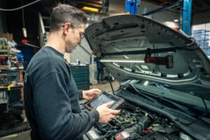 Abbotsford Truck Repair: Why Patchwork is a Profit Killer