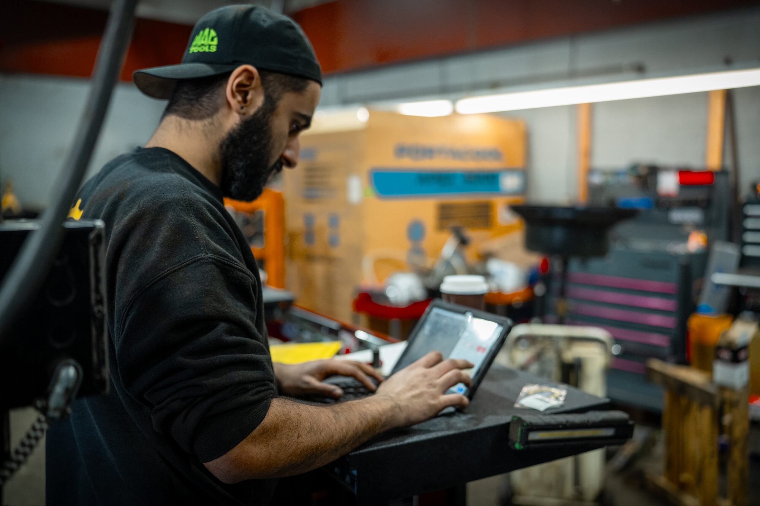 How Transparent Digital Vehicle Inspections Protect Your Commercial Fleet