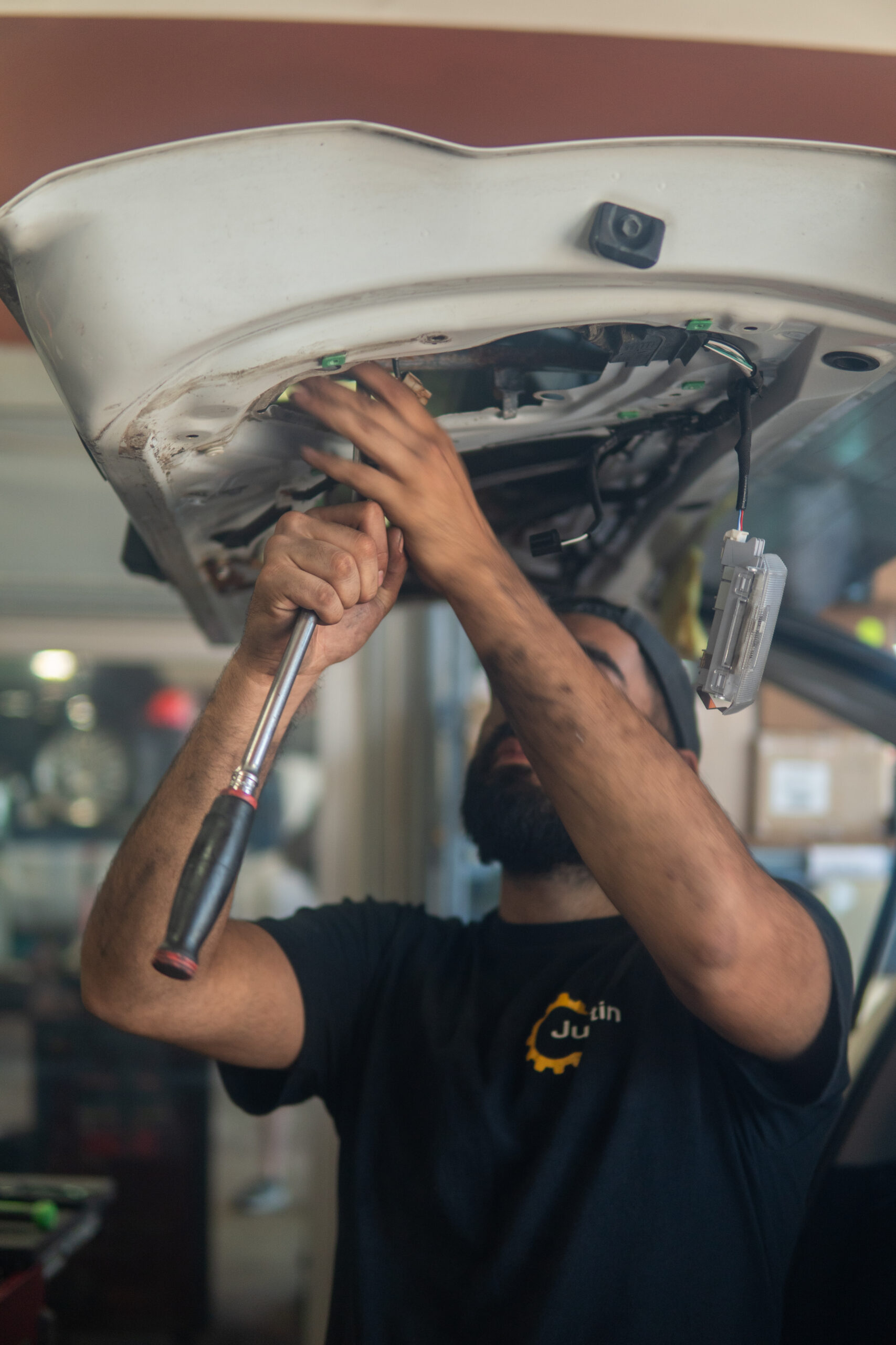 Pre-Trip Fleet Repairs: Is a Pre-Trip Check Important? How scheduling a thorough pre-trip vehicle check protects your commercial fleet is a vital topic for modern business owners. First, practicing strict pre-trip inspection discipline shields your engine, brakes, and drivetrain from sudden failures under long-distance stress. Second, it optimizes highway safety and fuel efficiency when hauling heavy commercial payloads. Finally, it extends the overall operational lifespan of your vehicles before minor wear turns into catastrophic engine or transmission damage.